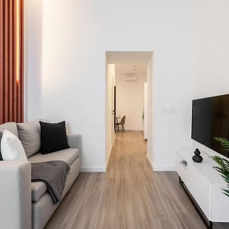 Downtown Amber Nest, Sun Apartment
